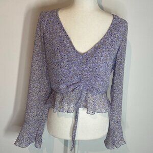 DIVIDED NWT Lavender Floral Cropped Blouse size Medium